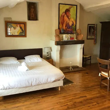 Chateau Haut-sarpe Konukevi *