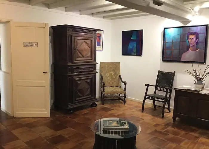 Chateau Haut-sarpe * Saint-Christophe-des-Bardes