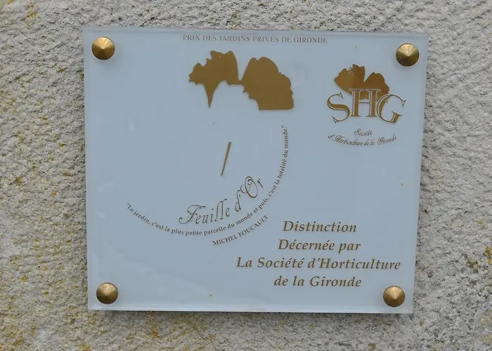 Chateau Haut-sarpe בית הארחה *